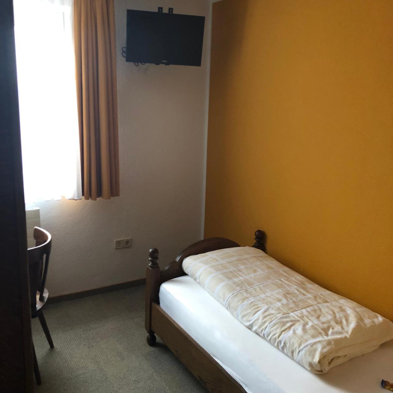 Hotel Garni Schaefer Horrem Exterior foto